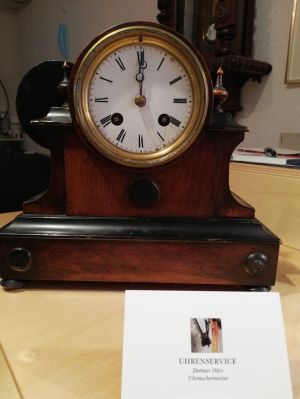 Standuhr
